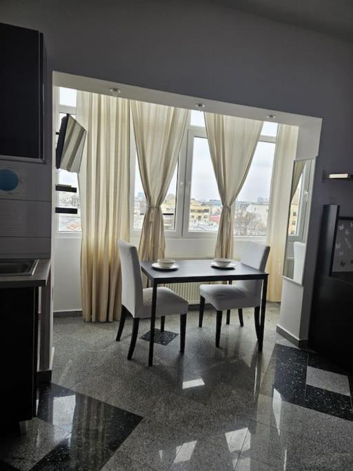 Nice Studio In The Heart Of City Βουκουρέστι Εξωτερικό φωτογραφία
