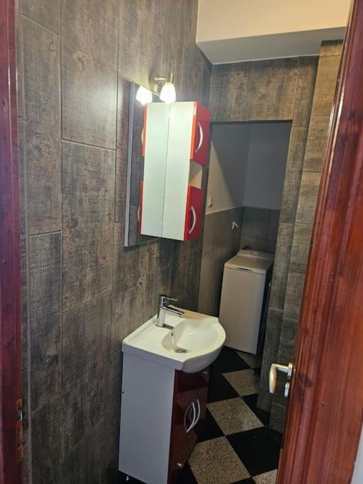Nice Studio In The Heart Of City Βουκουρέστι Εξωτερικό φωτογραφία